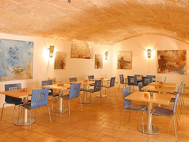 Fornalutx Petit Hotel - Bed & Breakfast