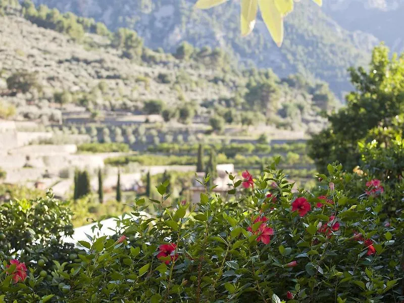 Fornalutx Petit Hotel - Bed & Breakfast