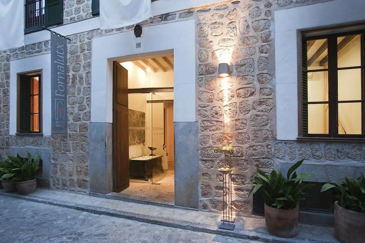 Fornalutx Petit Hotel - Bed & Breakfast