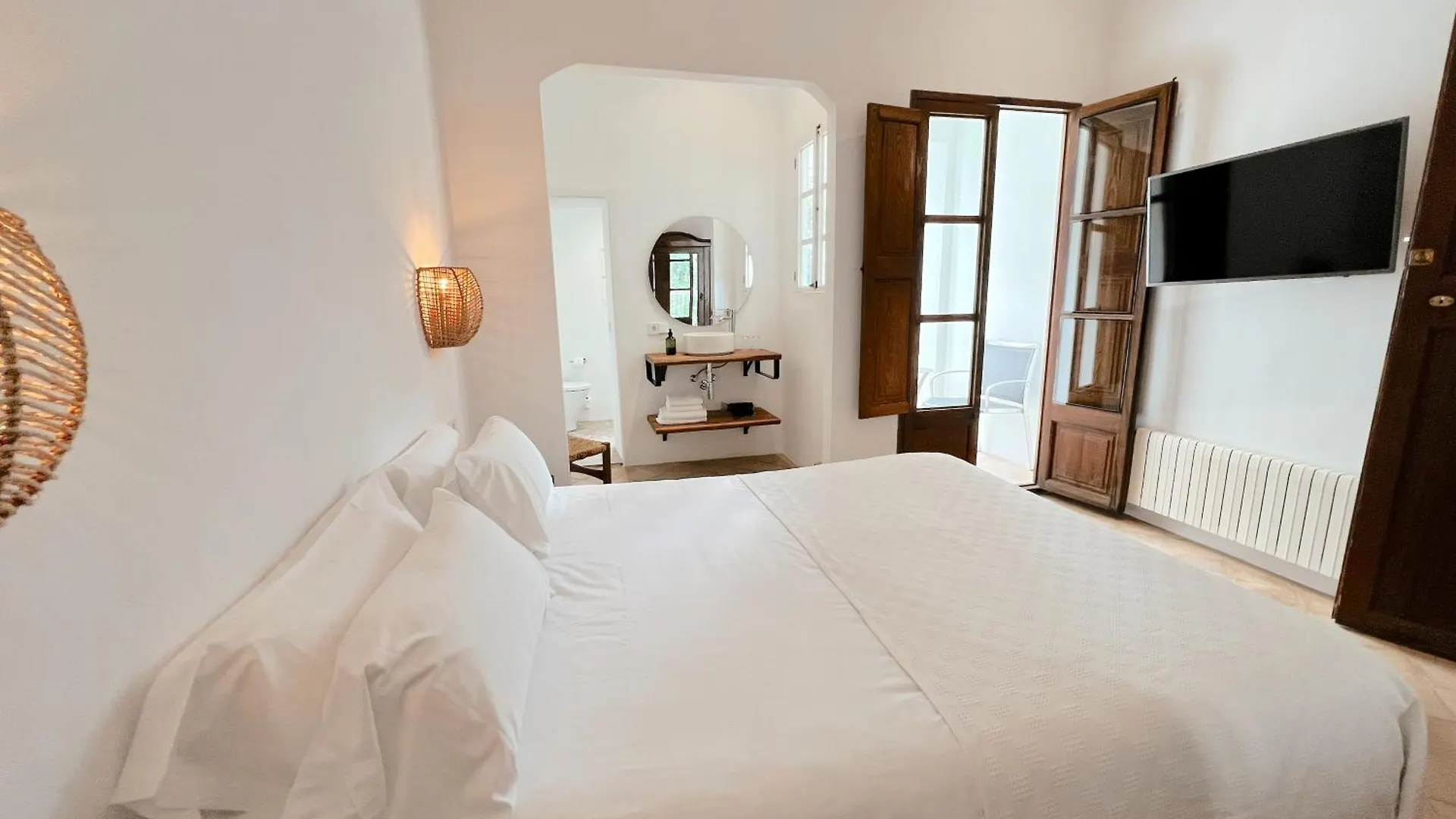 Fornalutx Petit Hotel - Bed & Breakfast