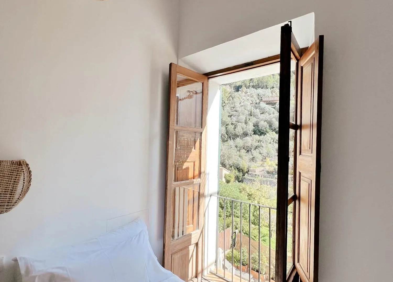 Fornalutx Petit Hotel - Bed & Breakfast